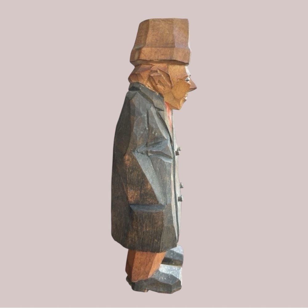 VINTAGE 5" CARL JOHAN
TRYGG WOOD CARVING • OLD MAN WEARING COAT • SWEDEN - Picture 2 of 15